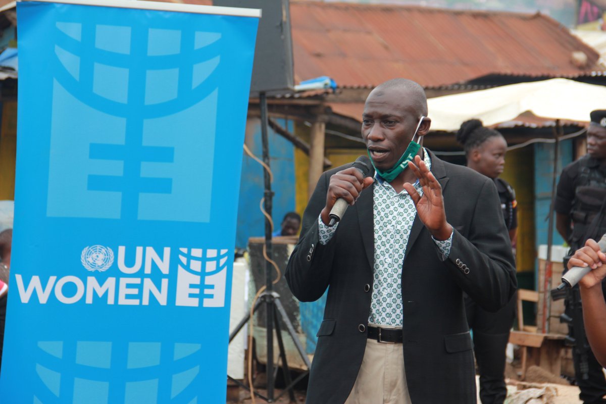 IST_Uganda's tweet photo. I would like to recognize and appreciate @unwomenuganda for empowering #WomenInMarkets. I call upon UN Women Team to support us and construct a day care centre for nursing mothers in Kalerwe Market to ensure their productivity is not affected.- Mr. Kigongo, LC1 Chairman, Kalerwe https://t.co/X5HhrfUW7j