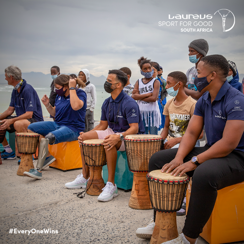 Laureus_sa's tweet photo. 📆 11 March 2022
📍 Strandfontein
🗣️ @jpduminy21 announced as Laureus ambassador at the @9MilesProject 

We can't believe it's already been over a year 🤝 #EveryOneWins https://t.co/5crj6jMav7