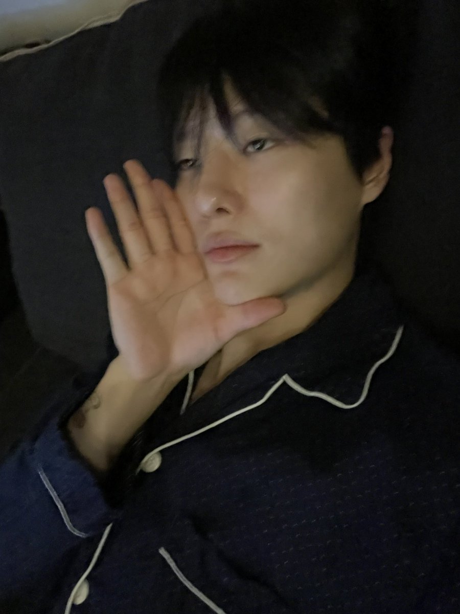 Seungwoo. tweet media