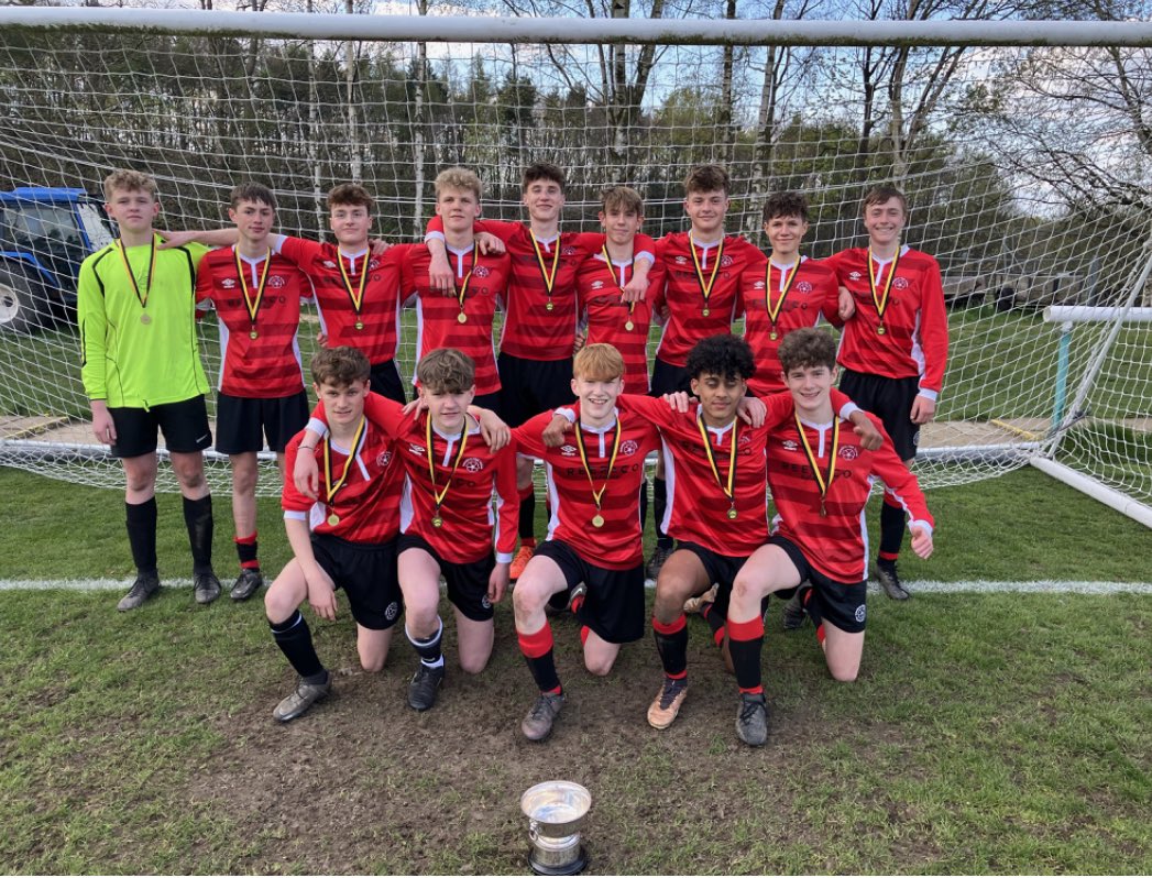 Our Year 11 football team played Honley yesterday evening in the Huddersfield School’s cup final. A pulsating final played in the right spirit by two evenly matched teams. Finishing 2-1 to Holmfirth, the boys completed the double, having already secured the league title! 🏆🏆👏👏