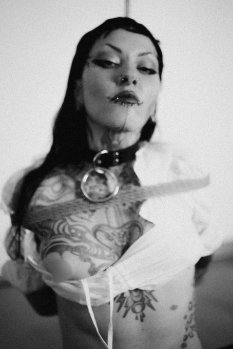 Picture and tie @VAEGABOUND_edu  Collar @woodenpunkphoto  Rest of the pictures (uncensored) https://t<a class="tags" target="_blank" title="On Twitter" href="/?out=eyJ0eXAiOiJKV1QiLCJhbGciOiJIUzUxMiJ9.eyJpYXQiOjE3MjE5MDk4OTIsImlzcyI6InR3cG9ybnN0YXJzLmNvbSIsIm5iZiI6MTcyMTkwOTg5MiwiZXhwIjoxNzUzNDQ1ODkyLCJyZWRpcmVjdF91cmwiOiJodHRwczovL3R3aXR0ZXIuY29tL1ZBRUdBQk9VTkRfZWR1In0.tahGaygFcUzjHRfOpblyjyRvIMaaywLWVPJjo4R4uxPjYCduw9ftJkQy4XhcX_CHEsIo7VqWL0JIJ32nrBh1-A">@VAEGABOUND_edu</a><a class="tags" target="_blank" title="On Twitter" href="/?out=eyJ0eXAiOiJKV1QiLCJhbGciOiJIUzUxMiJ9.eyJpYXQiOjE3MjE5MDk4OTIsImlzcyI6InR3cG9ybnN0YXJzLmNvbSIsIm5iZiI6MTcyMTkwOTg5MiwiZXhwIjoxNzUzNDQ1ODkyLCJyZWRpcmVjdF91cmwiOiJodHRwczovL3R3aXR0ZXIuY29tL3dvb2RlbnB1bmtwaG90byJ9.EK__8Mu0LqmynBm23EYYejIC1DYnQsqDIcu5jff-EJCRZ6KDp3fjlJc5tSeS7X0plyBwTghARol3-oFoQYE1Pw">@woodenpunkphoto</a><a href="/tag/goals"class="tags"><span>#goals</span></a><a href="/tag/dreaming"class="tags"><span>#dreaming</span></a>