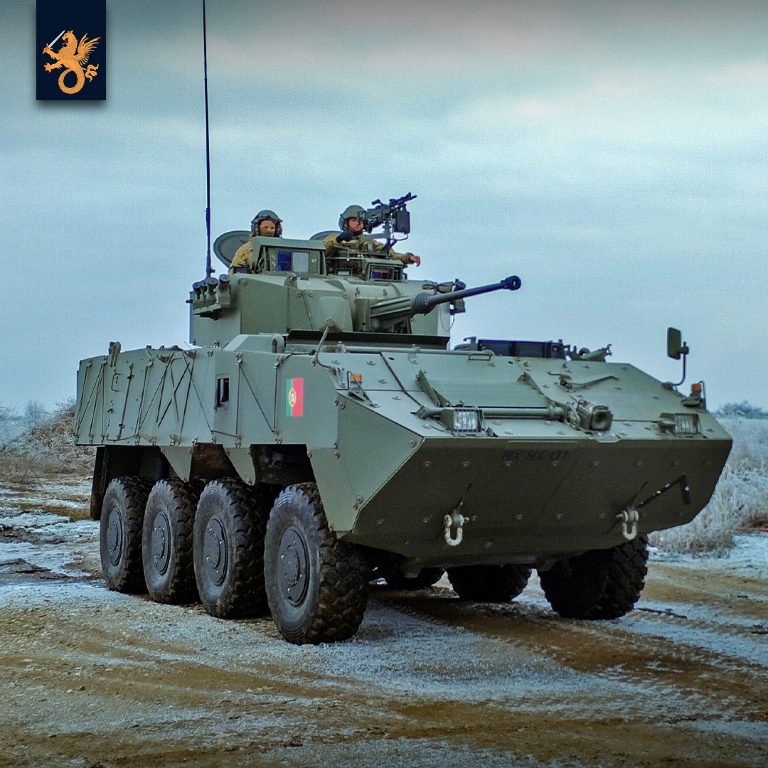 EMGFA_RP's tweet photo. 2.ª Força Nacional Destacada 🇵🇹 na Roménia 🇷🇴, no âmbito da @NATO "enhanced Vigilance Activities", realizou o Exercício ALEU 03, na região de Caracal.
➡️https://t.co/mlFUiOzzUn
#ForçasArmadasPortuguesas #2FNDROU #NATO #StrongerTogether #WeAreNATO https://t.co/XvEBA0PuKf