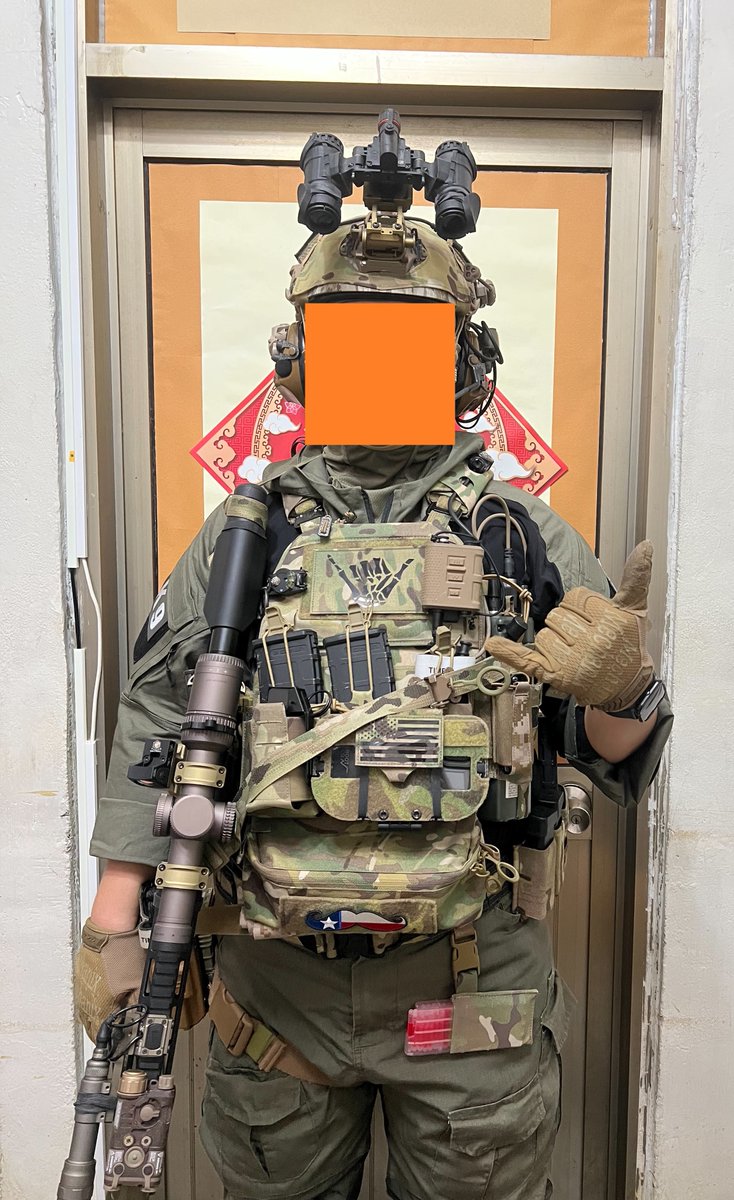 q5519581's tweet photo. #AEM01TacticalHoodie #pewtactical #fcpcv5 #fmahelmet #superhighcut #vfcairsoft https://t.co/HEYo9PP7zj