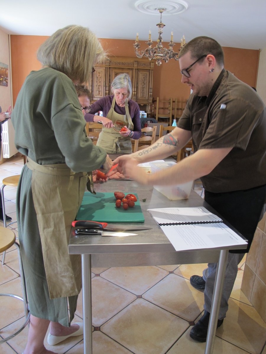 French_Courses_'s tweet photo. Cette semaine c'est "French &amp; Cooking" à l'Ecole ! / This week it's "French &amp; Cooking" at the School !
https://t.co/HuSOt7JFqI
#immersionschool #frenchcooking #learnfrench #frenchgastronomy https://t.co/dS9IgHaRwN