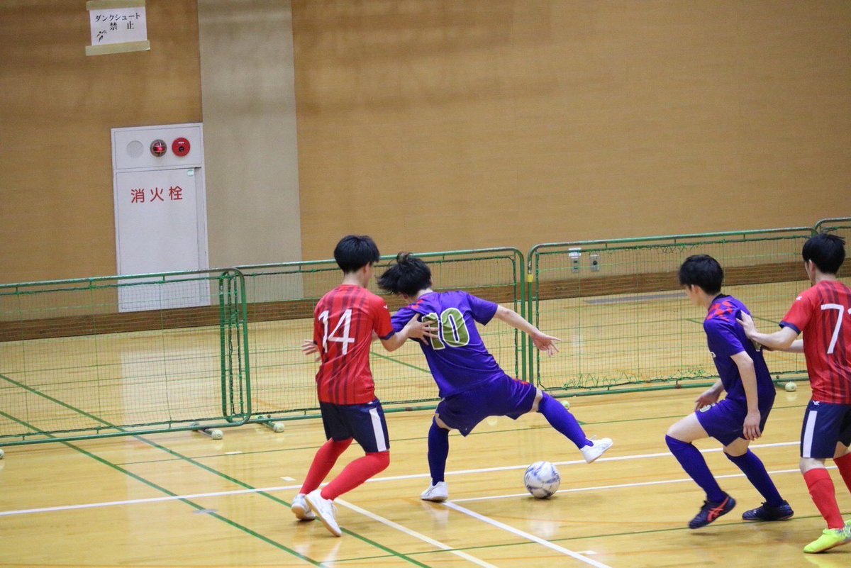 oyabona's tweet photo. 【行事紹介】
公式戦（県リーグ・オールメディカル・大学選手権など）

福岡県の社会人チームからなる福岡県フットサルリーグに参加しています！シーズン中は主にこのリーグ戦に向けて練習を重ねています。 https://t.co/mJpdWN9m3p