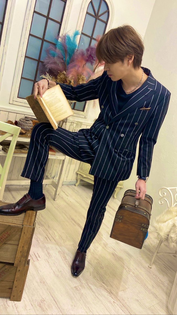 ryunosuke199107's tweet photo. 撮影スタジオって色んなものあるよね

フェイスラインをもっと磨いて
かっこよくなる🙋‍♂️

#すすきのホスト
#SPL https://t.co/xMqD55DGbF
