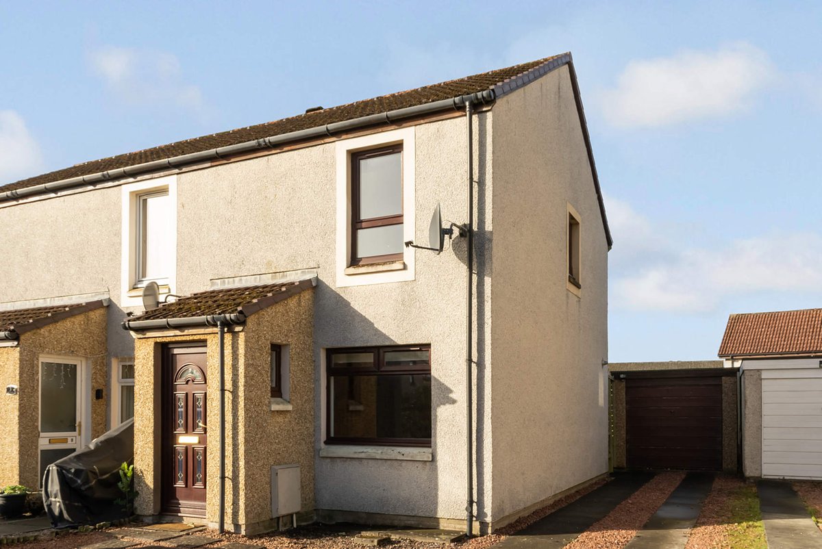 SOLD (stcm) The Latch, Cairneyhill. If you are thinking of selling contact Ross &amp; Connel on 01383 721156 to arrange for your free pre-sale valuation #Dunfermline #Property