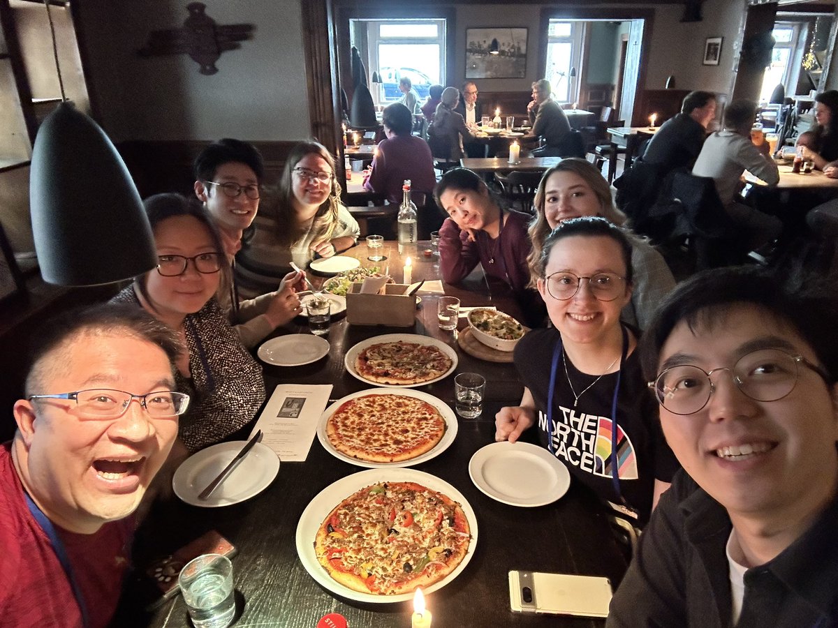 After one year remote collab, we finally gathered in person! #NAVER_AI_Lab X UToronto research center at #CHI2023