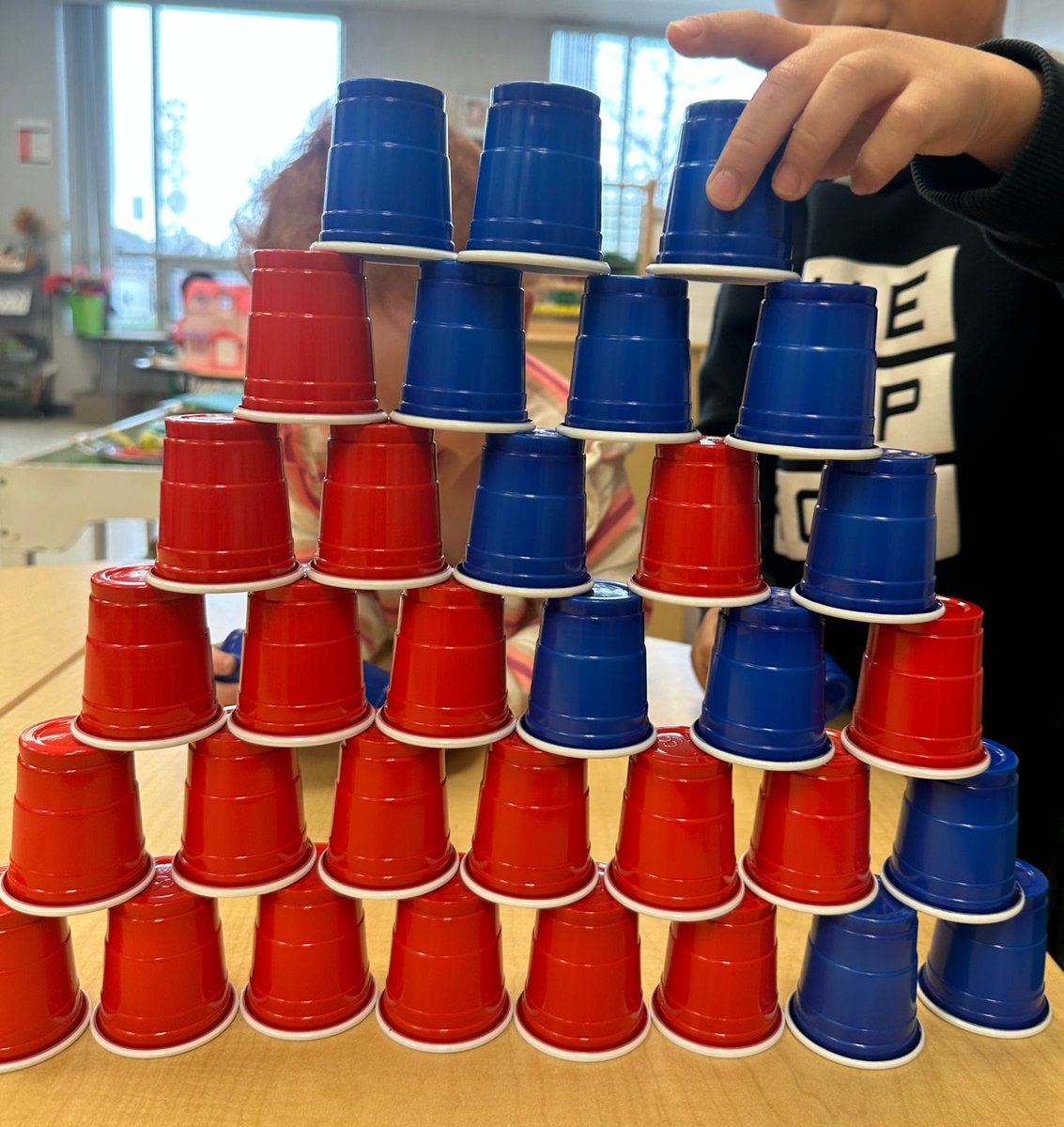 kcce_yr's tweet photo. Cup challenge 
The FDK 1 children from Carnegie CCC were given small plastic cups to play. They started to use their creative skills to build pyramids, walls, canons and a telescope. https://t.co/XWCklK3svf