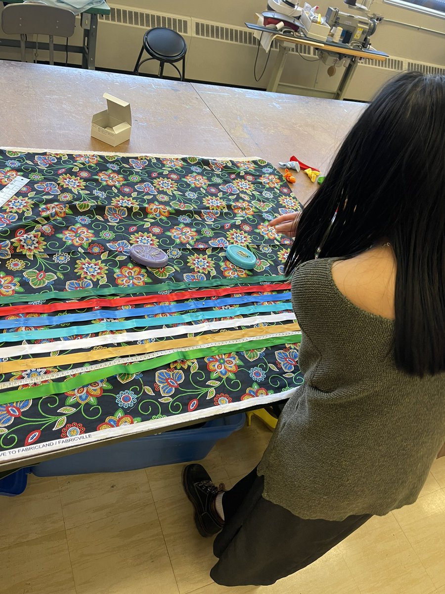 Day 1 of IAA/FNMI Ribbon Skirt/Shirt making for the <a href="/RETSDschools/">River East Transcona School Division</a> Divisional Powwow May 11, 2023 Grand Entry honouring our graduates. So proud of our students working and learning together. 

We Are Murdoch! <a href="/mmc_RETSD/">Murdoch MacKay Collegiate</a>  ❤️💛🖤🤍