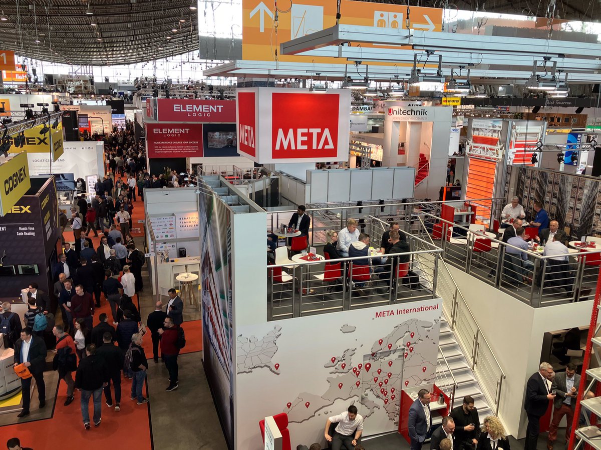 Papamicha007's tweet photo. Heute einen Abstecher zur #LogiMAT in #Stuttgart gemacht, spannende Sachen gesehen, u.a. auch den #Drohnenport von #Emqopter aus #Würzburg angesehen und dabei gleich noch @M_Steppan getroffen 😎😎 https://t.co/IbvyTlCZV0