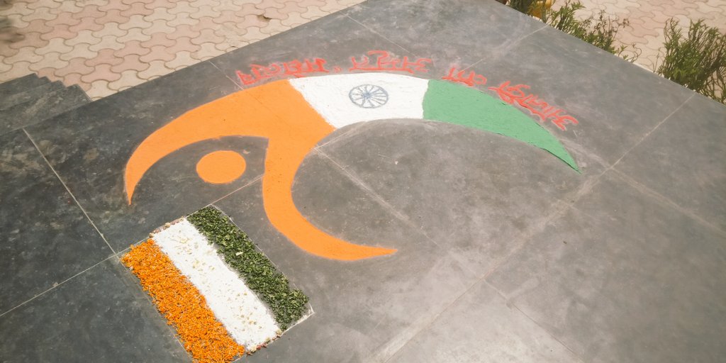 Navneet89434841's tweet photo. Some arts made by students or our school https://t.co/ulsPZ35DXj