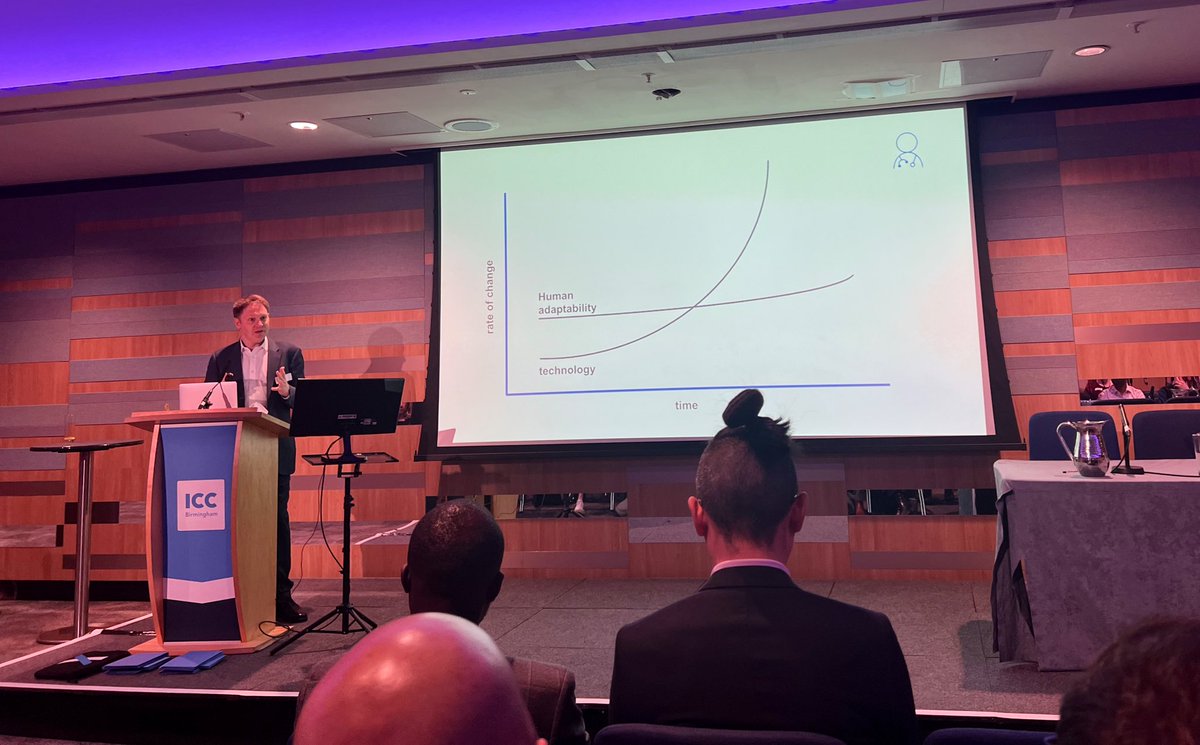 NinaJaspal's tweet photo. Great launch of the Cohort 4 Topol Digital fellowship today! Opening remarks from @jamesfreed5 fabulous opportunity to connect with my fellow topol peers and hear about their projects over the next 12 months 🤩 @NHSDigAcademy @EricTopol #TopolFellow https://t.co/AU39JKorUi