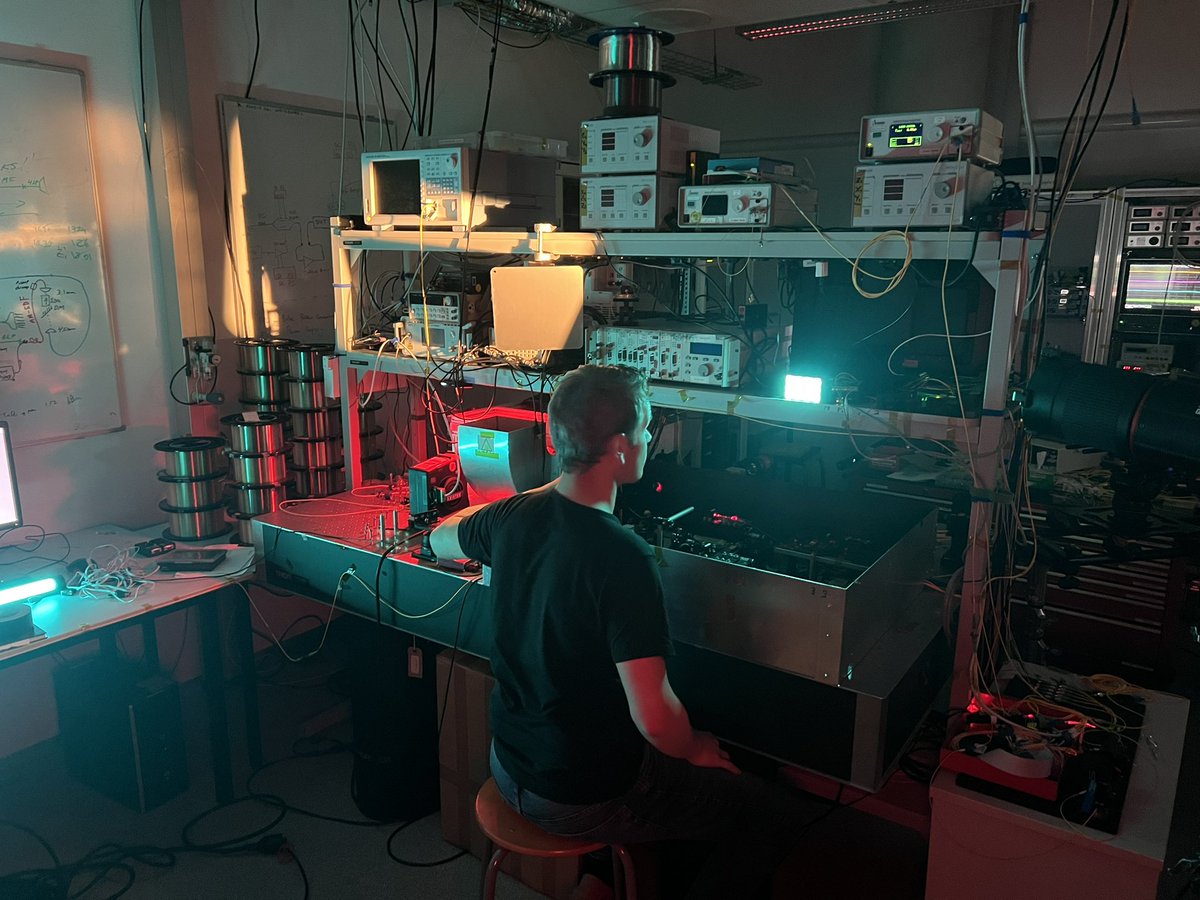 High Capacity Optical Transmission at TU/e (@highoptical) on Twitter photo RT Filming of our labs to better showcase the excellent work of our researchers and students #highcapacityopticaltransmisson <a href="/TUeindhoven/">TU Eindhoven</a> RT Filming of our labs to better showcase the excellent work of our researchers and students #highcapacityopticaltransmisson <a href="/TUeindhoven/">TU Eindhoven</a>
