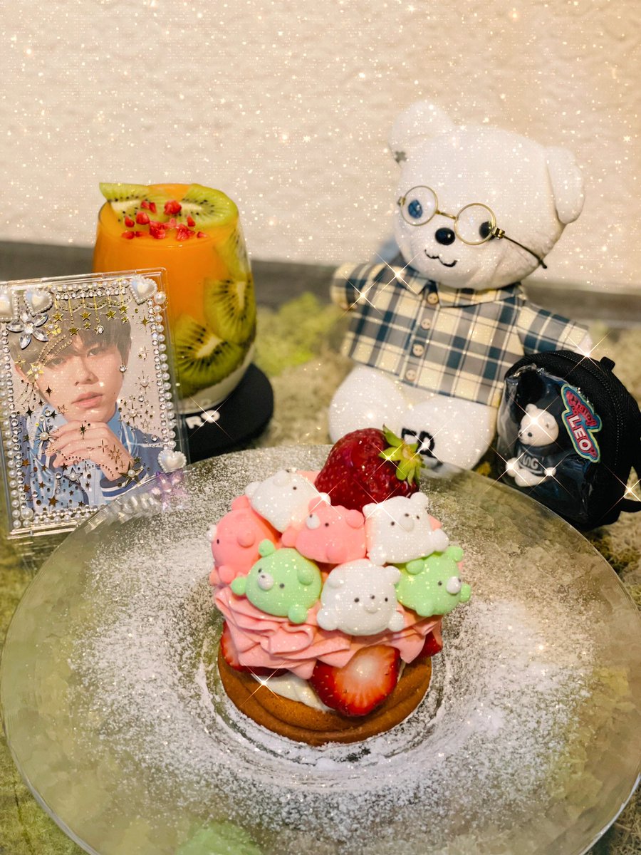 tis_be_le's tweet photo. JTRRDさんにて7きゅま乗せてお祝いしてきた🫶💗
めっちゃ美味しかったしかわいい🥺
Smile Againリリースおめでとーー❣️❣️🎉 https://t.co/s59OdL1tIP