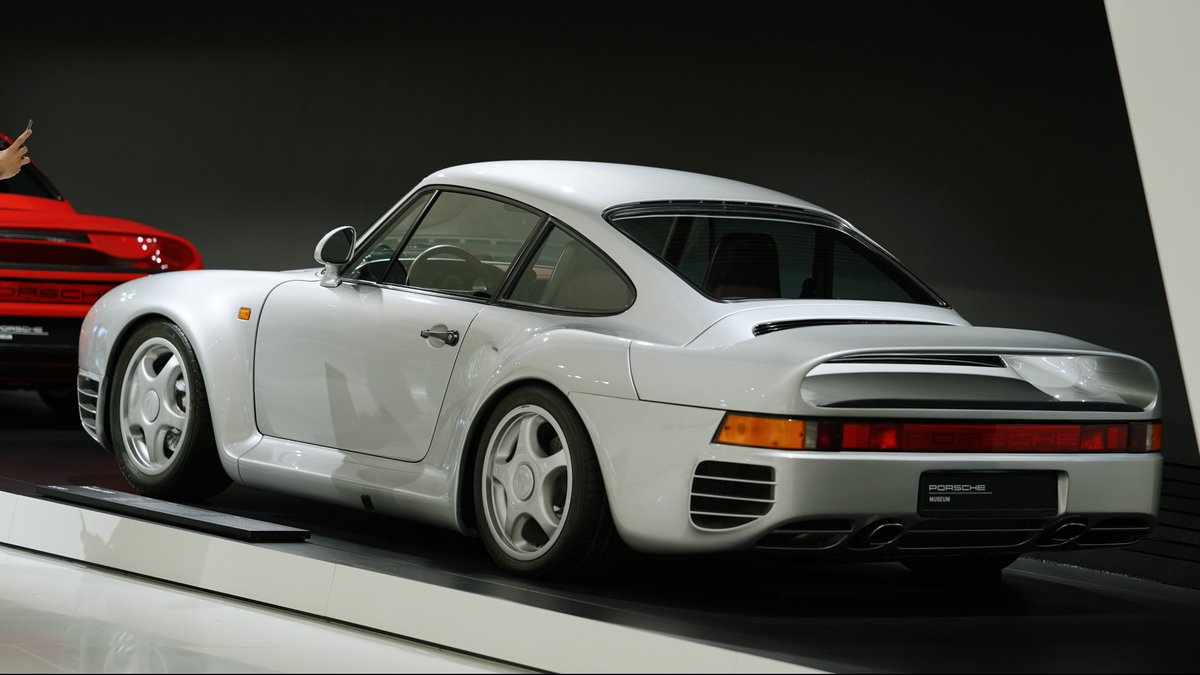 #Porsche Museum 🖼️
in #Stuttgart