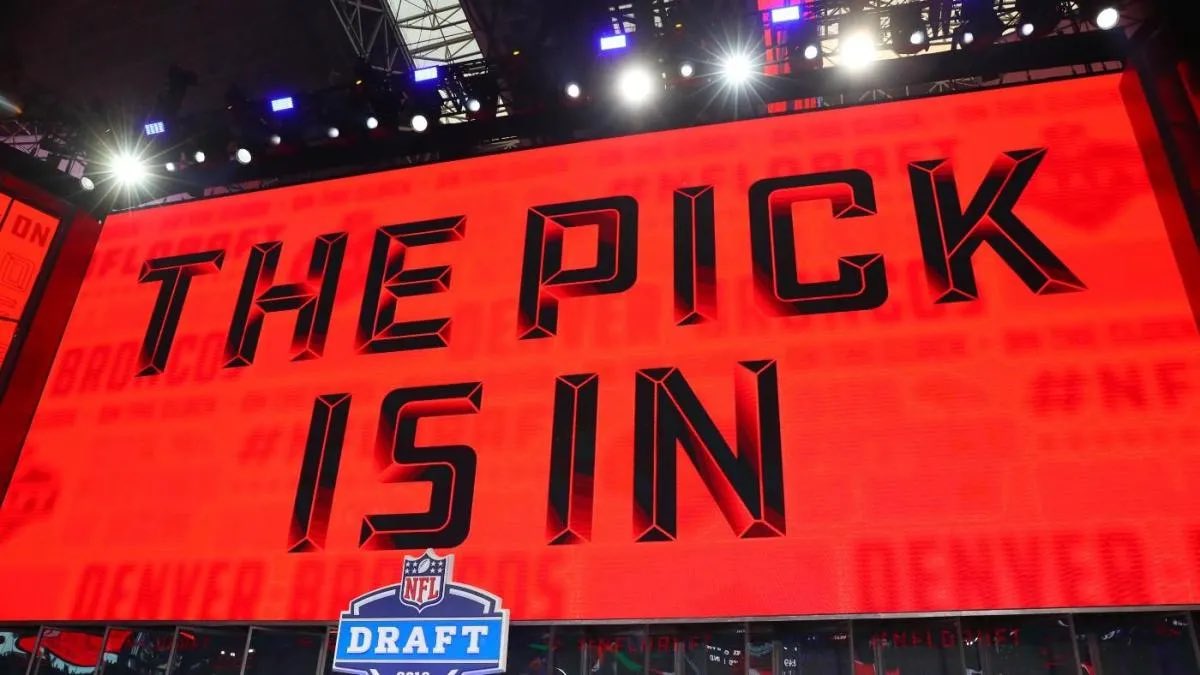 TADBelligerent's tweet photo. EP 110 - The Pick Is In https://t.co/oJudaDqQvC via @YouTube

Whatsup y’all @TADtwade @TAD_Augustus &amp; @DannyMatt_TAD are back w/ our 3rd annual @nfl Mock Draft! This year we bring back our buddy Jet as the boys alter picks for a full first round mock with breakdown of every pick! https://t.co/sqjzI3iytE