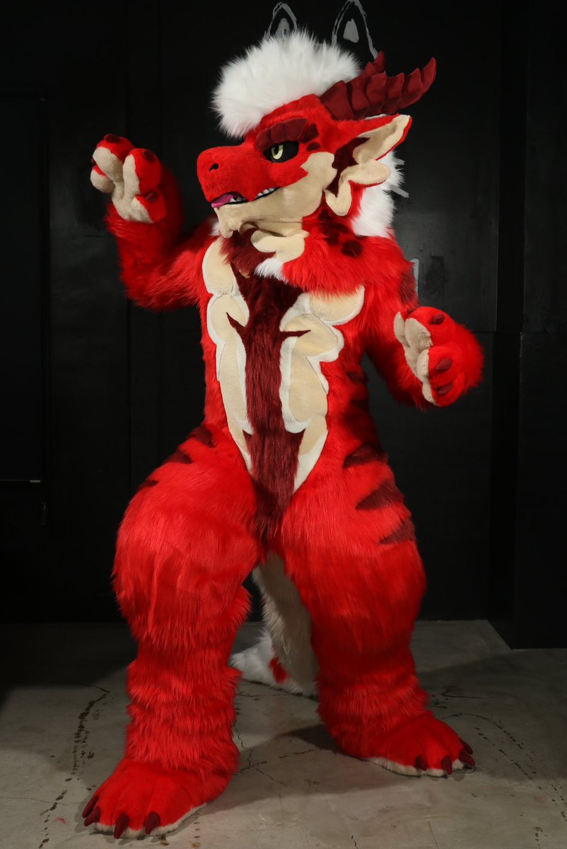 A new commission has been completed🎉 He will be a wilder dragon