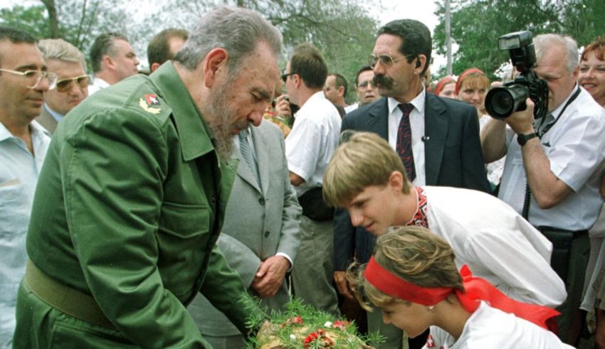 Cuba abrazó a Chernobyl
#CubaViveEnSuHistoria 
#CubaEsAmor 
#FidelPorSiempe 
<a href="/cubacooperaven/">Brigada Médica Cubana en Venezuela</a> 
<a href="/Cubacooperabol2/">Brigada Médica 🇨🇺 Bolívar🇻🇪</a> 
<a href="/Dagober76504073/">Dagoberto Rodriguez</a> 
<a href="/japortalmiranda/">José Angel Portal Miranda</a> 
<a href="/JosAnto54744901/">José Antonio Machado Reyes</a> 
<a href="/LopezYudisley/">yudisley lopez alonso</a>