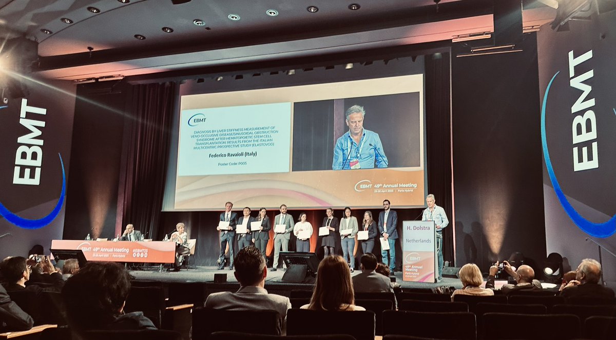 It was an honor to receive the #EBMT23 #BestYoungAbstractsAward with the #ElastoVOD study @AnnaSureda5 ! The latest refined #VOD diagnosis criteria from @Mohty_EBMT now include #LiverStiffnessMeasurement.
I am grateful to @antoniocolecch3 and  and @FrancescaBoni13 for mentoring!