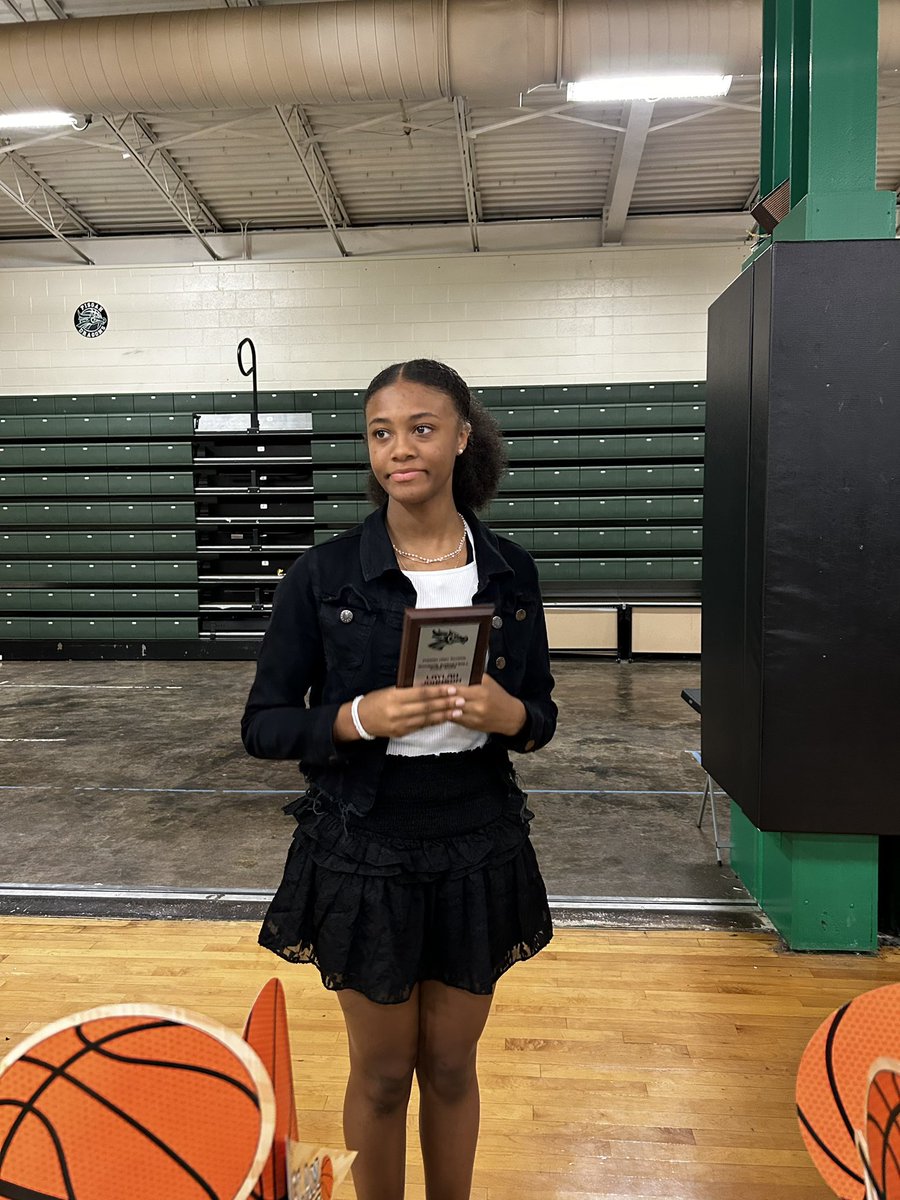 AJ_Laylahs_Mom's tweet photo. My Freshman @laylahjohnson24 received MVP for her High School Varsity Basketball Team @Pisgah_Hoops. She is so deserving of this award. Congratulations babygirl ❤️❤️❤️keep grinding @TSHLadyLions #Tripdub #buckets #Cheatcode #Mop #Classof2026 https://t.co/WbJ7mok7H7