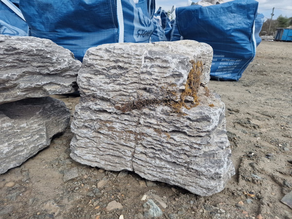Weathered Limestone Rockery now un stock at Castlecary Depot. This may just be my favourite rockery..... 😍