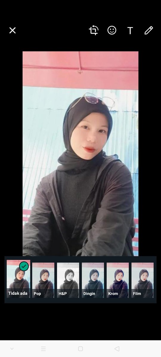 Livio271's tweet photo. Tetap tersenyum walau rasanya bener bener pengen nyerah🙃 i'm so tired😪 https://t.co/ZvrCN4K7zg