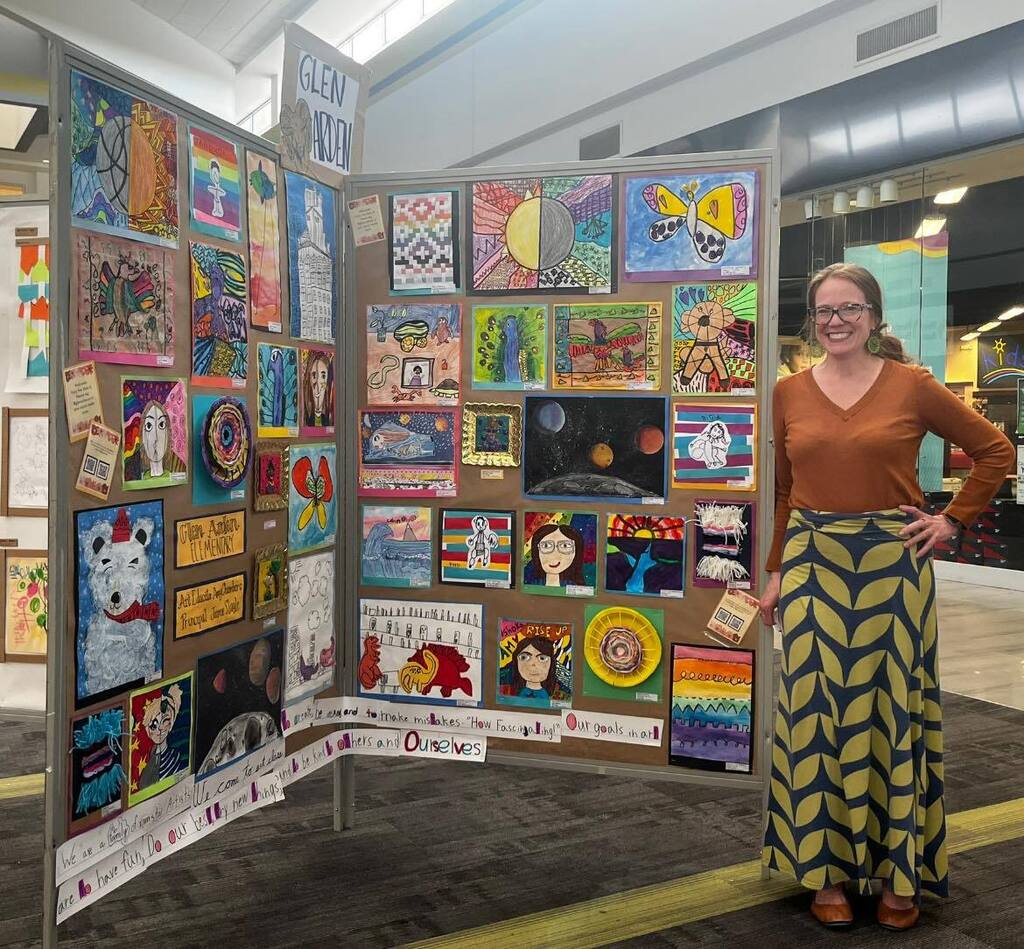 lightenupteach's tweet photo. Im super exhausted and I forgot to take photos of my artists, but it was a great nignt celebrating the arts in Buncombe County Schools.  If you were there and took photos, I‘d love to see them. 😀 https://t.co/kfHHzXtmNA https://t.co/sRL6S3oiqF