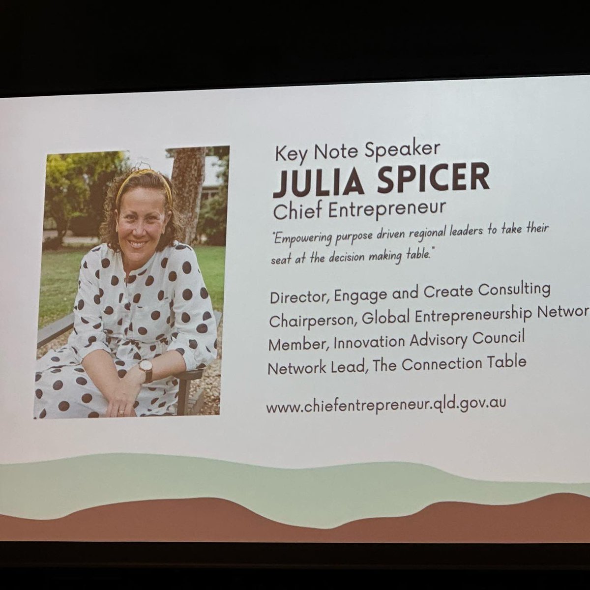 CrMelissaTaylor's tweet image. #ToowoombaRegion #CreativeSummit aimed to #connect #collaborate + #create ! And that’s what we did 🤩 The community had the opportunity to examine the arts sector’s current &amp;amp; future trends. A gr8 day of listening to speakers &amp;amp; panels
#excitingtimesahead
👉🏻 councillormelissataylor.com/news