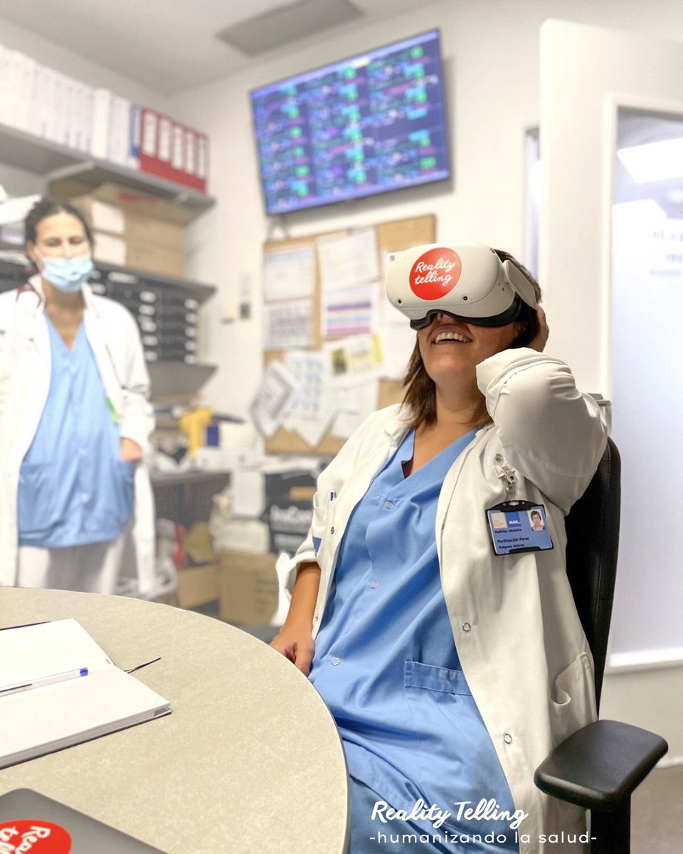 realitytelling's tweet photo. No solo los pacientes se benefician de los efectos de la #RealidadVirtual - 𝘣𝘺 𝘙𝘦𝘢𝘭𝘪𝘵𝘺 𝘛𝘦𝘭𝘭𝘪𝘯𝘨💙😊 https://t.co/cZNs2dhmVJ