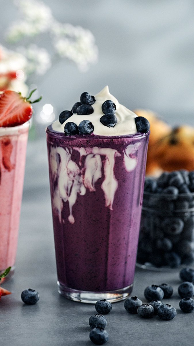وينز بلوبيري شيك وصل!  
اطلبه من اقرب مقهى لك 

Summer has a special flavor. Try the new blueberry shake now. 
#summer2023 #waynessummer #shakes #middleeast