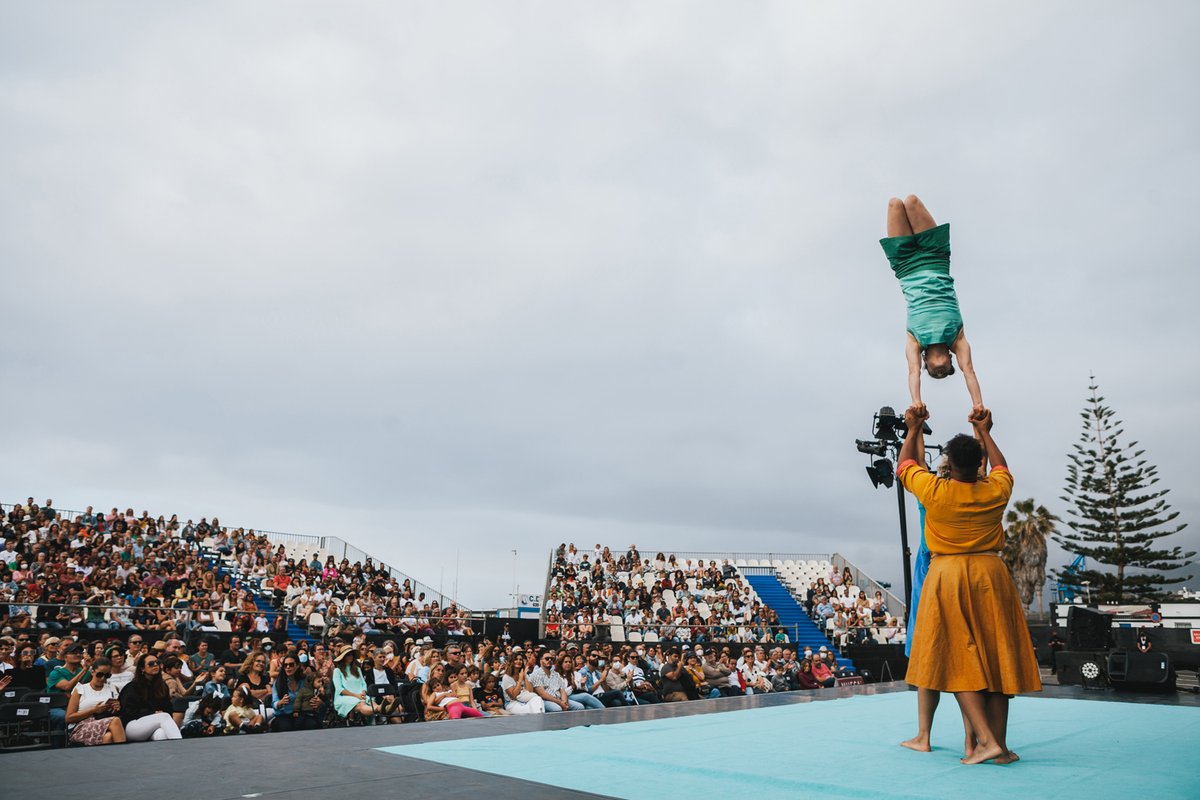 VisitTenerifeES's tweet photo. XXI edición del Festival Internacional de Arte en la Calle, #Mueca --> La imagen de este año tiene como protagonista el mundo de los sueños.
¡No te pierdas el mayor festival de arte en la calle de Canarias!
🗓️ 11 al 14 de mayo
📍Puerto de la Cruz
https://t.co/0TbKOpZfHO https://t.co/D71b0CEUeh
