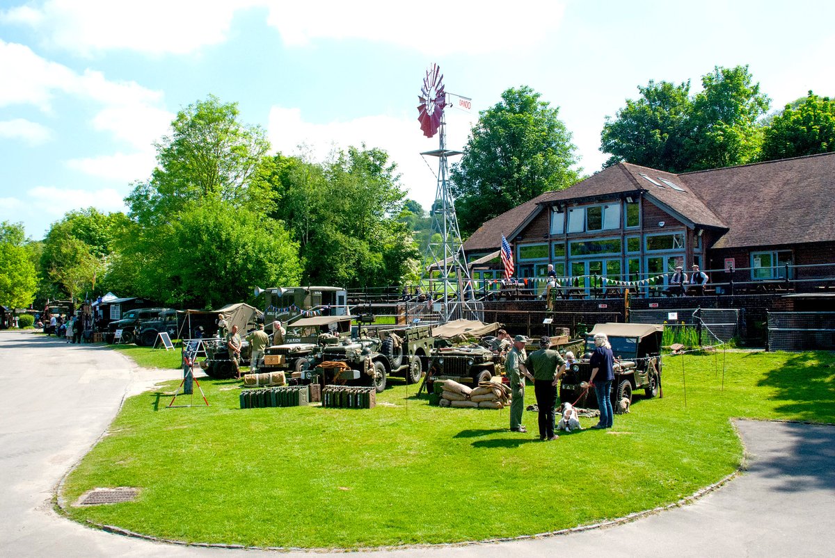Turn back time to the 1940s on 13&amp;14th May at Amberley Museum Home Front and Military Vehicles Weekend.
➡ Live Music
➡ Display of military vehicles used in the Second World War
➡ Demonstrations and displays by WWII reenactors
To book tickets visit amberleymuseum.co.uk