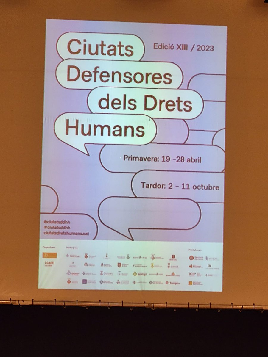 EscolaRamonPont's tweet photo. "Parlem de #DDHH perquè encara hi ha exclusió" Melibea Obono #ciutatsddhh https://t.co/ZDKXsOhZl9