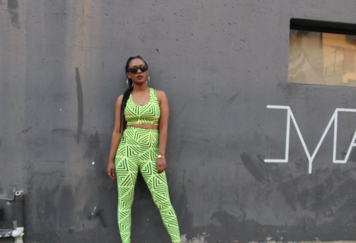 supafitbrand's tweet photo. From yoga pants to sports bras and everything in between, athleisure apparel can take you from a workout to the street. 🏃‍♀️ 

Don't compromise on style, elevate your activewear game with these chic options. 

#supafitbrand #athleisure #workoutmotivation #gymwear #fitness https://t.co/BoNT6ctyql