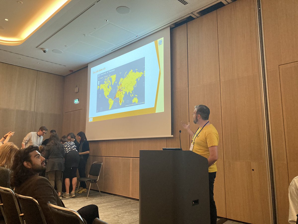 pantidinad's tweet photo. Beautifying bananas at the morning alt-CHI session #CHI2023 https://t.co/3FCQ8fIqsM