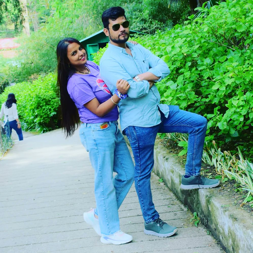 nehasaran90's tweet photo. To infinity ♾️🧿
Congratulations Mr. @pre6295 cheers to 1825days of togetherness 🥰 xoxo

#latepost #weddinganniversary #throwbackanniversarypic #20/04/18 #bettertogether #love #blessedlife #lovestory #husbandwife #marriedlife #couplegoals #foreverlove https://t.co/aolMapFrnC