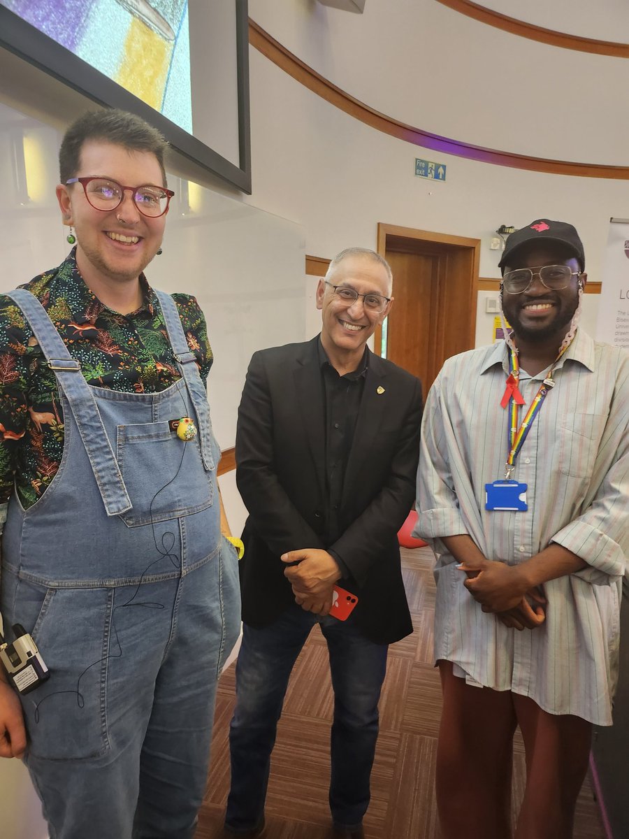 DUEDI7's tweet photo. We were joined by @krheyam for an inspiring talk about their book #BeforeWeWereTrans @durham_uni last night! Thank you to @BookWyrmDurham for also joining us @_ShaidMahmood #TransAwareness #TransHistory https://t.co/Iizrr1SuQC