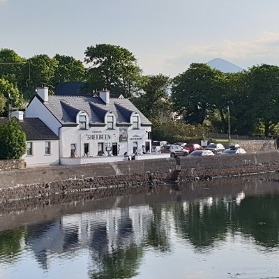 Back open today @ 5pm for food &amp; drinks... For bookings or reservations contact us via email on reservations@croninssheebeen.com or via phone on 098 26528 💻📞🍴😊