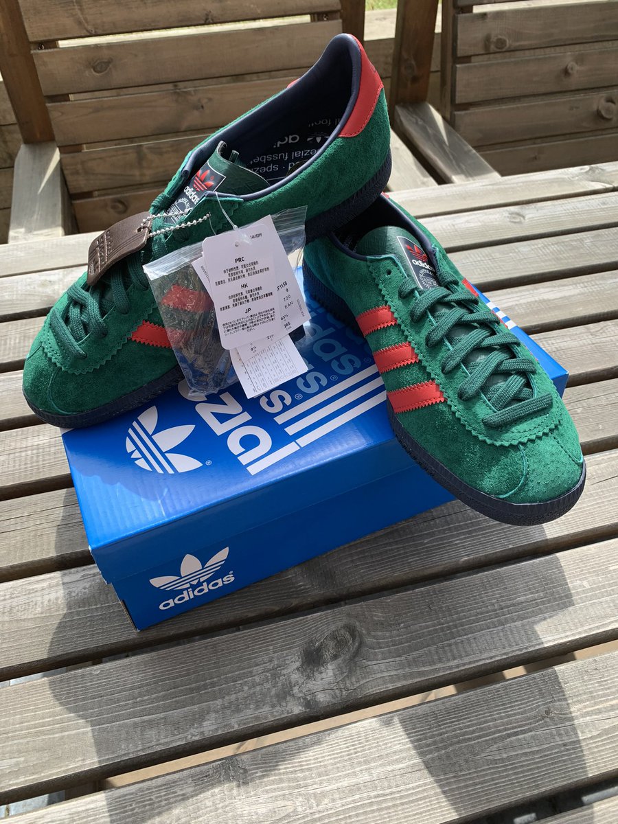 h8rna's tweet photo. @TheRealLKA @RetroSolesUK @adiFamily_ https://t.co/xv7oMuWuhj