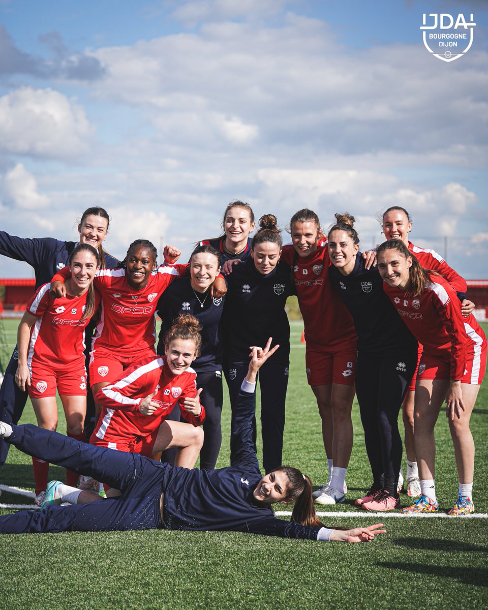 On termine la journée par des sourires 😄

JDA HAND 🤝 <a href="/DFCO_Officiel/">Dijon FCO</a> 

#MyJDA