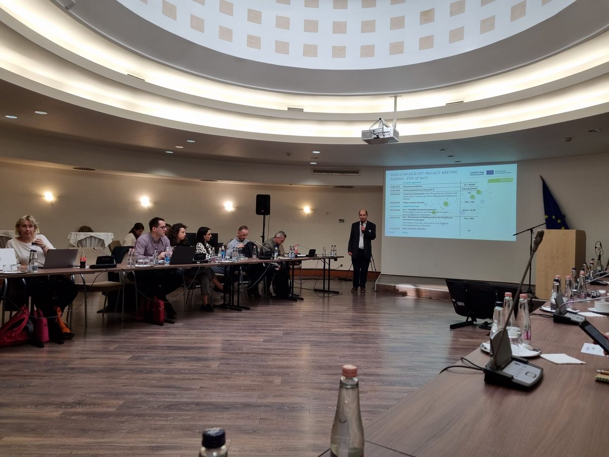 BE_Cluster's tweet photo. 💨 Kicking-off new adventure! #Interreg Central Europe project #BIOECO-UP meets in Budapest to discuss how to move circular bioeconomy forward by designing bioeconomy value chains ⛓ changing consumers' behaviour 🛒 and supporting policy transformation 🔄 https://t.co/gikYFAGjek