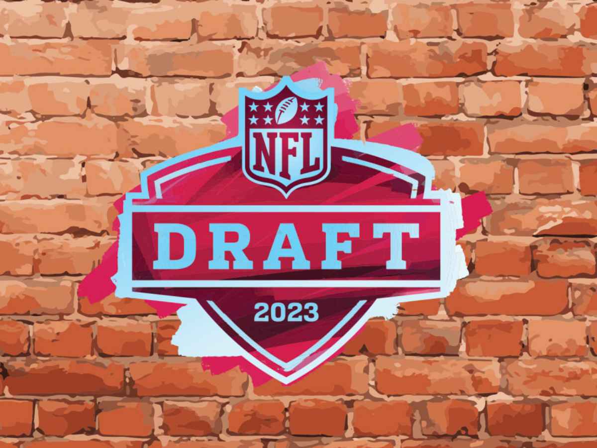 matgand77's tweet photo. Domani grande giornata su @DAZN_IT per Day 1 del #draft @NFL . Dalle 17 alle 18.30 puntata speciale di #nfltalks (su YouTube) con il nostro Mock Draft, poi, dalle 2, il primo giro con commento in italiano. Gli altri round tutti in diretta in lingua originale. #NFLDaznItaly https://t.co/d30NrLa7nU