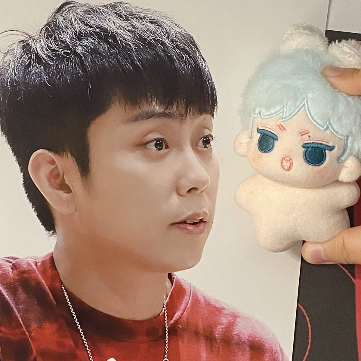 Anyone who wants to order a bunny pie can dm me now.🔥🔥🔥
The price is about 12000 KRW or 14440 KRW.(depending on the  number of final orders..
Anyway you can contact me now,let me know how many of you would like to buy it.✨
#은지원 
#EUNJIWON 
 #G1
#殷志源 
#ウンジウォン