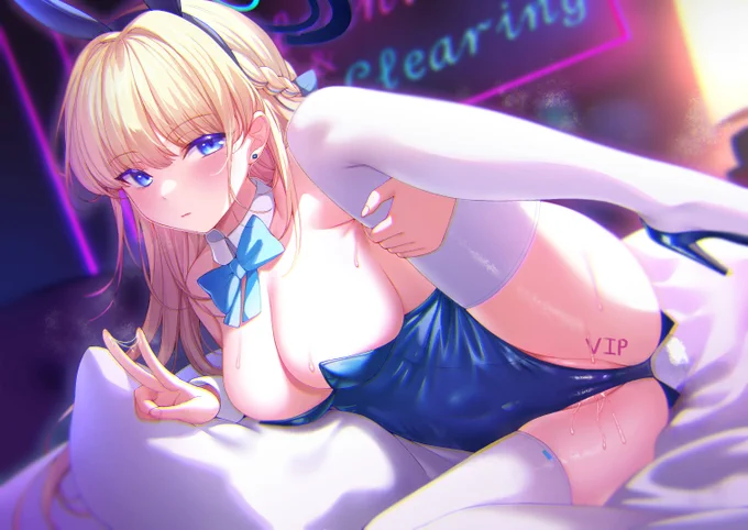 ウサギの真似なら少しできますトキバニーエッチ過ぎるよ...#ブルーアーカイブ #ブルアカ #飛鳥馬トキ 