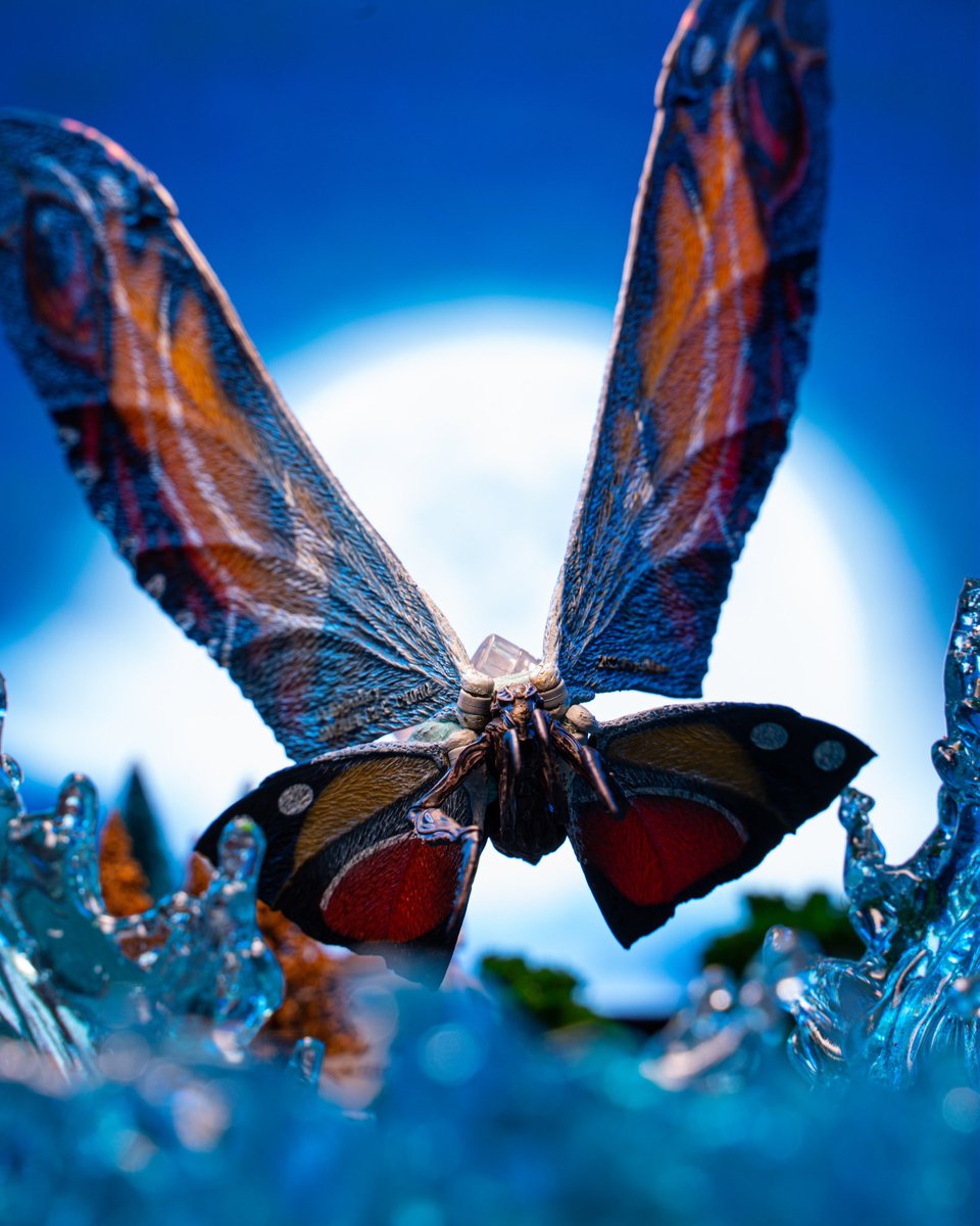 joakira09's tweet photo. Mothra by @HiyaToys. Thank you for the opportunity to work with your fantastic product. Keep it up! https://t.co/oDU0fbiQCG