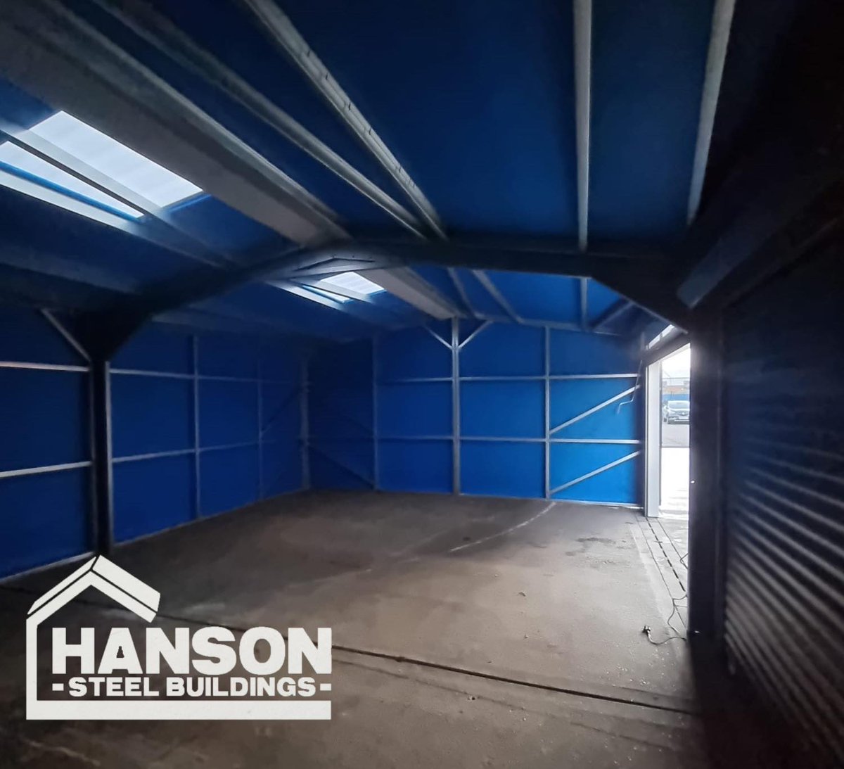 Hansonbuildings's tweet photo. A new installation for a Dry Valeting Bay with 25mm of insulation to the roof and walls in Norfolk 📷 With two Insulated Electric Operated Roller shutter door’s in Anthracite SeceuroGlide Garage Doors📷📷📷 #insulated #steelbuildings https://t.co/Vgtyu9OVja