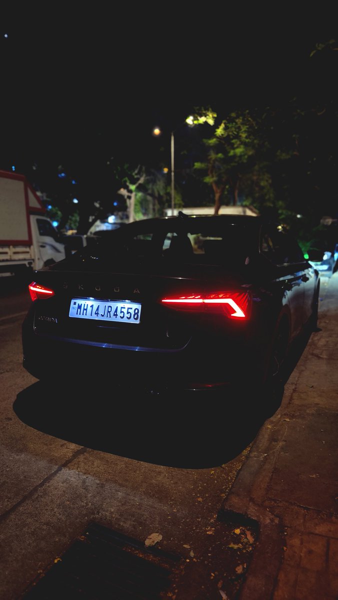 gavin_drives's tweet photo. Octavia taillight supremacy.

@SkodaIndia @autocarindiamag #AutocarLongTermer https://t.co/bFrK6Nwi9e