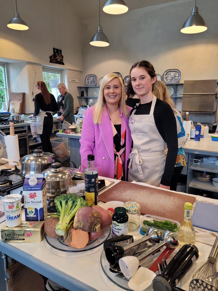 Staceyolearyky's tweet photo. Best of luck to @MounthawkMercy TY Home Economics student Sophie Hassett in todays final of Savour Our Flavour held in @Ballymaloe. #HomeEconomics https://t.co/SJEtqeiRHF