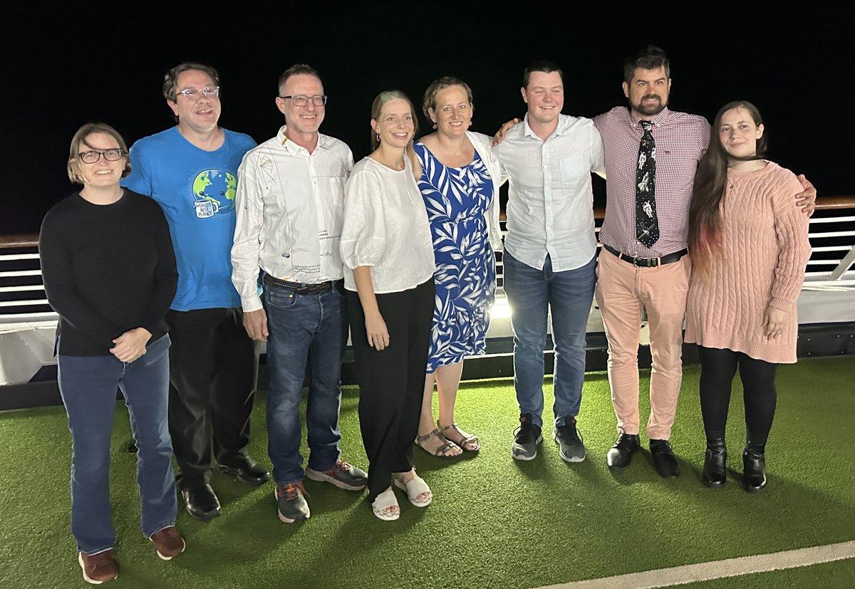 Rebecca Allen tweet media